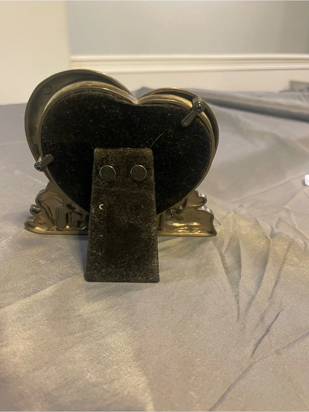 Heart-Shaped 'Papa' Photo Frame in Silver Tone